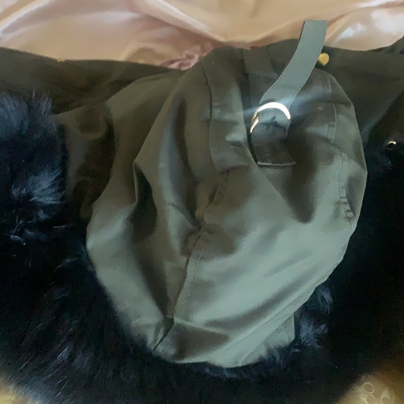 I am selling a moose knuckle size large - Picture 5 of 5